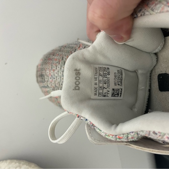 Womens adidas ultraboost - Picture 2 of 3